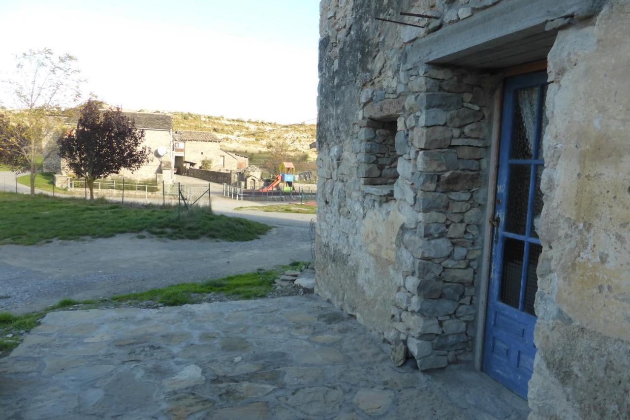 Апартаменты Apartamento Sierra De Guara Паулес Экстерьер фото
