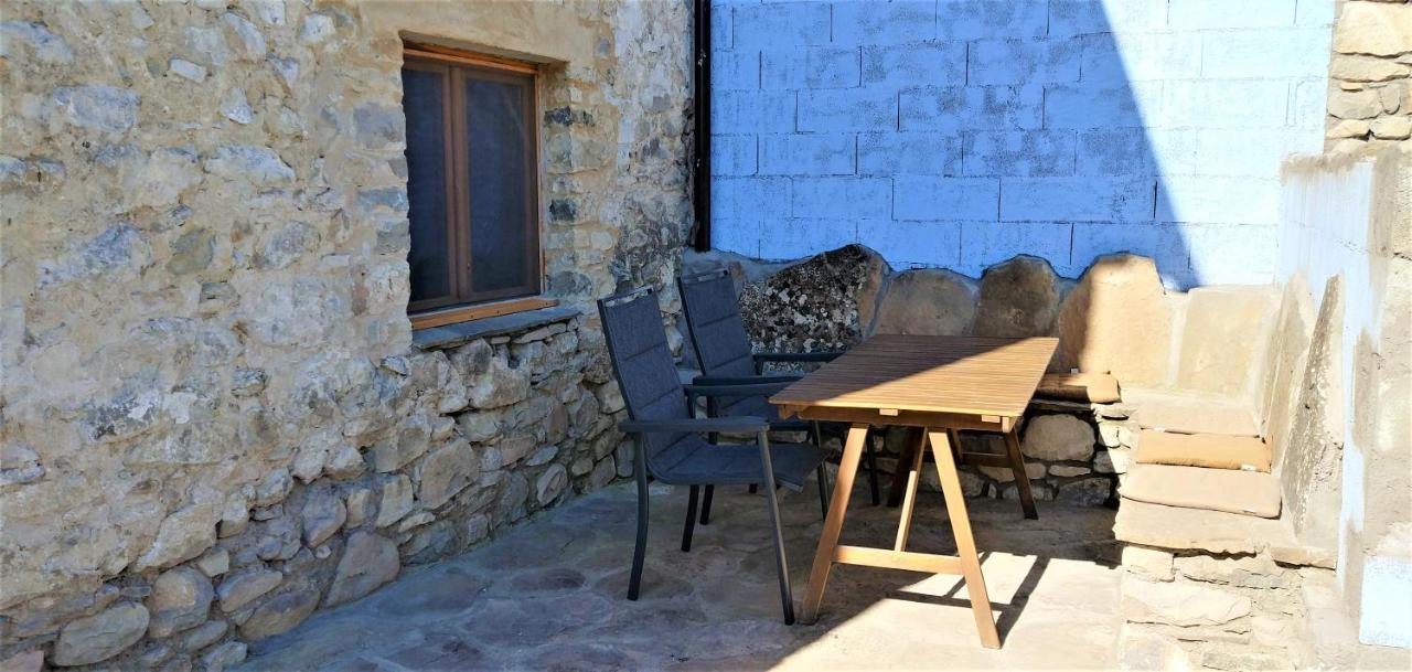 Апартаменты Apartamento Sierra De Guara Паулес Экстерьер фото